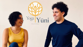 cours de yoga prenatal montreal Yoga Yuni - École de Yoga